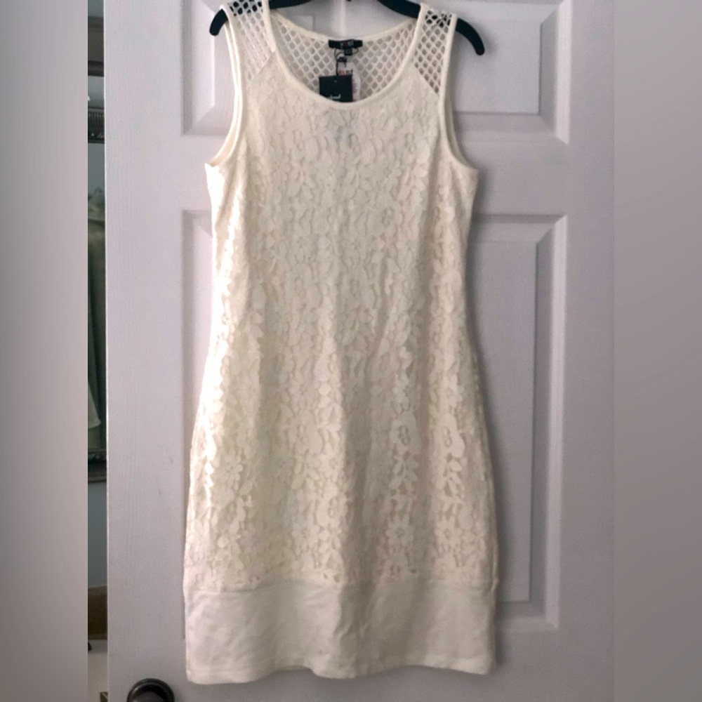 Yest off white dress. Size 4.